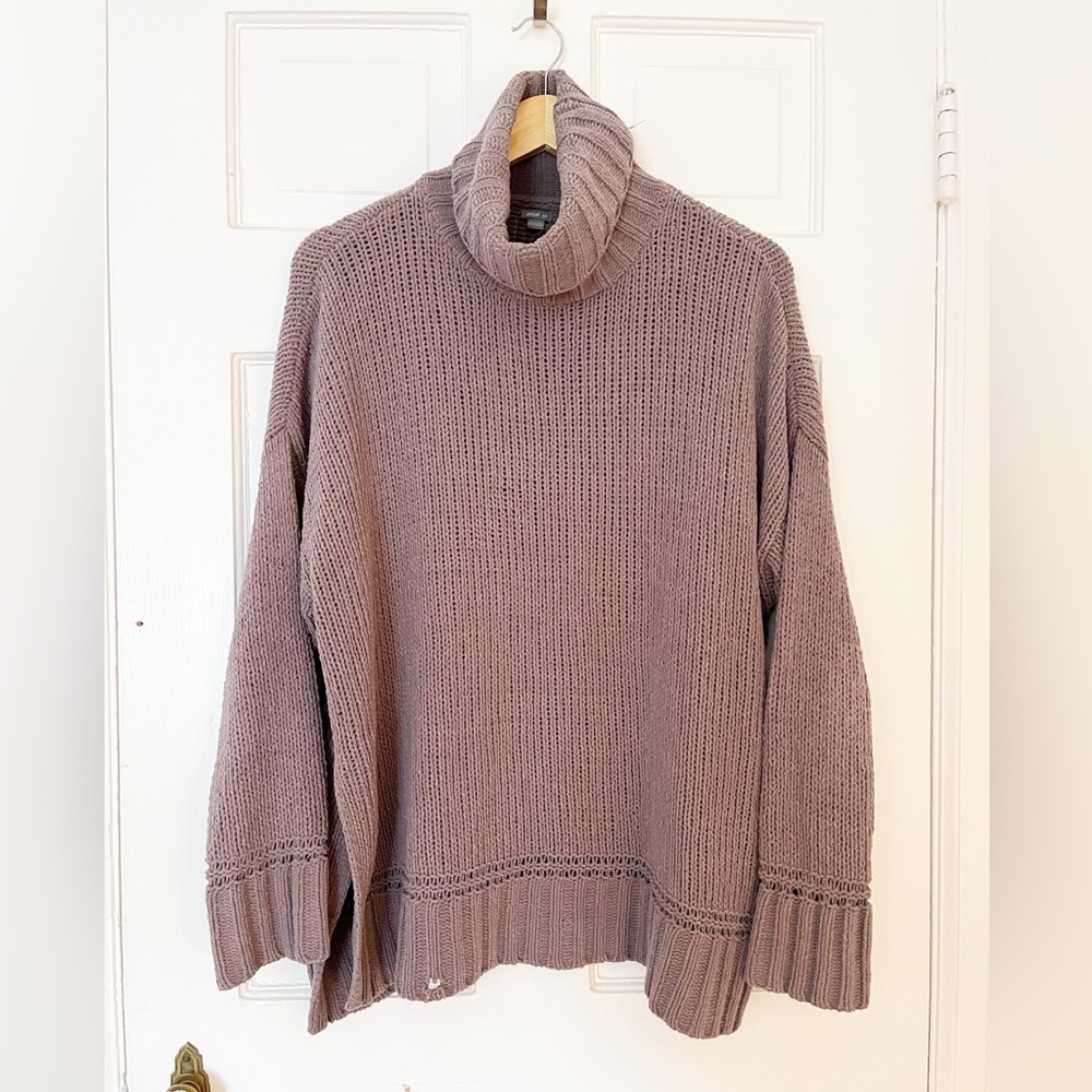 Aerie Taupe Turtleneck Sweater Women's Small Oversized Cozy Chenile Turtleneck